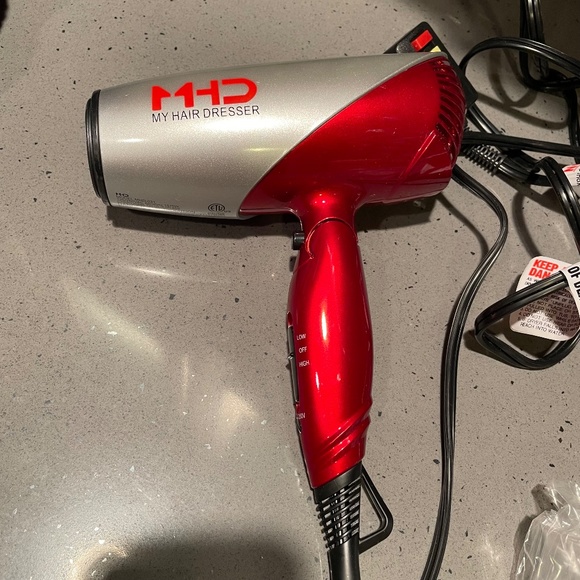 MHD 1875 watt ceramic dual voltage travel dryer - Picture 5 of 6